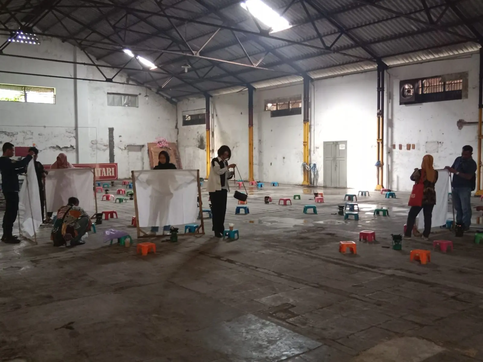 Pelatihan membatik mahasiswa UNIBA(52)